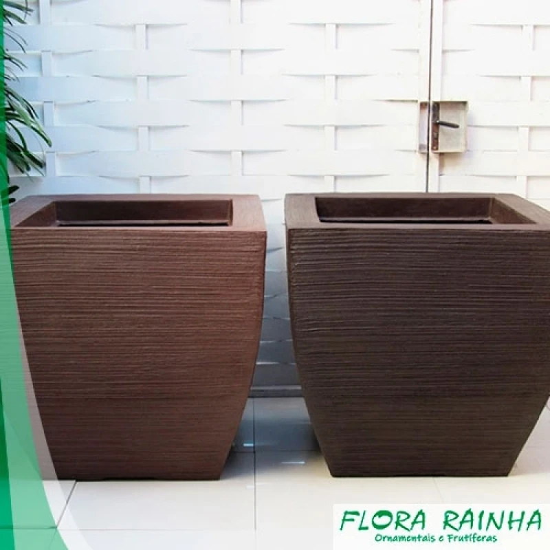 vaso de polietileno para jardim